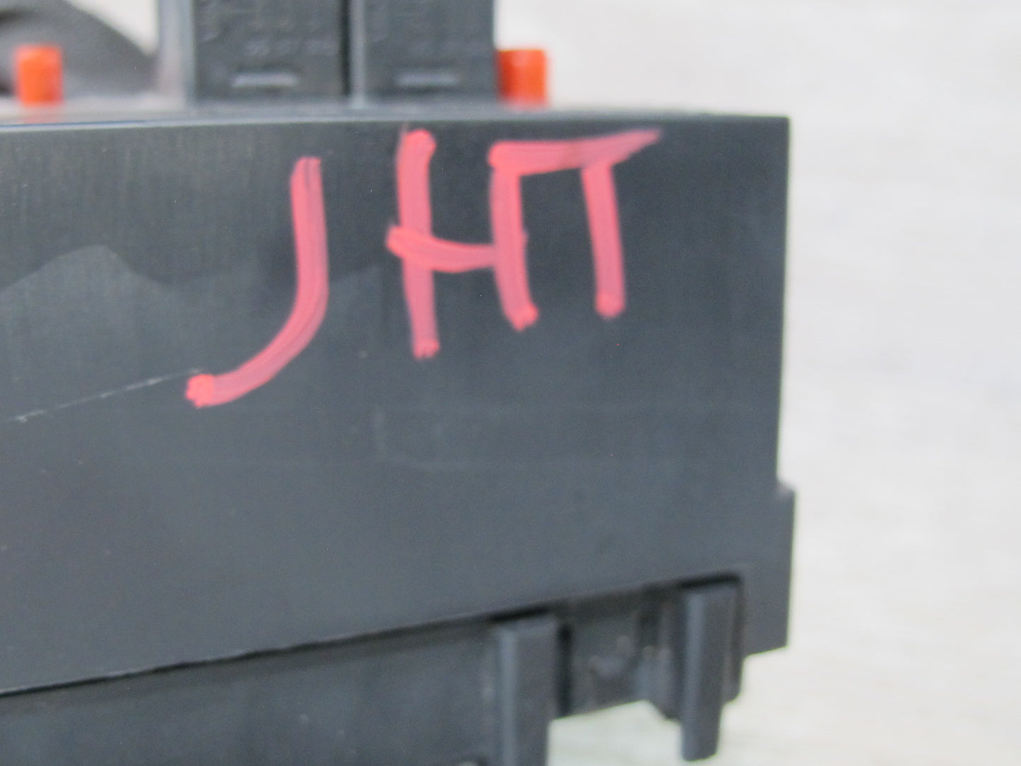 2003-2006 Hummer H2 Under Dash Interior Fuse Relay Box 15058033