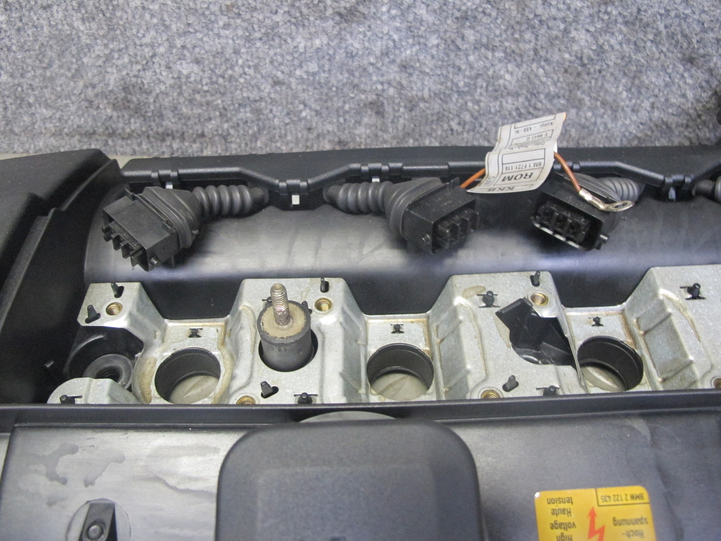 96-99 BMW E36 E39 Z3 M52 Engine Cylinder Head Valve Cover 1703341 OEM
