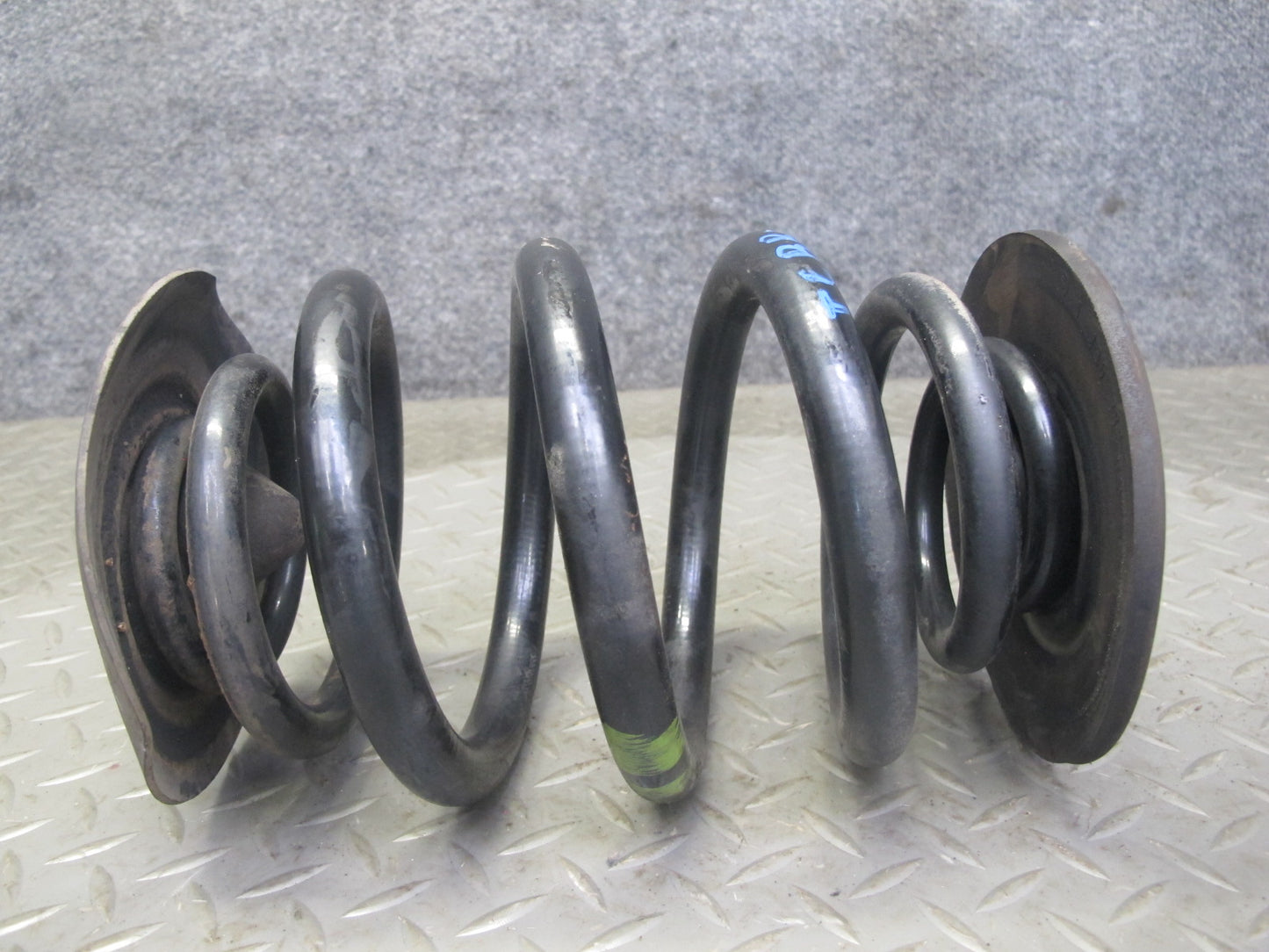 94-99 BMW E36 3-SERIES Convertible Set of 2 Rear Left & Right Coil Spring OEM