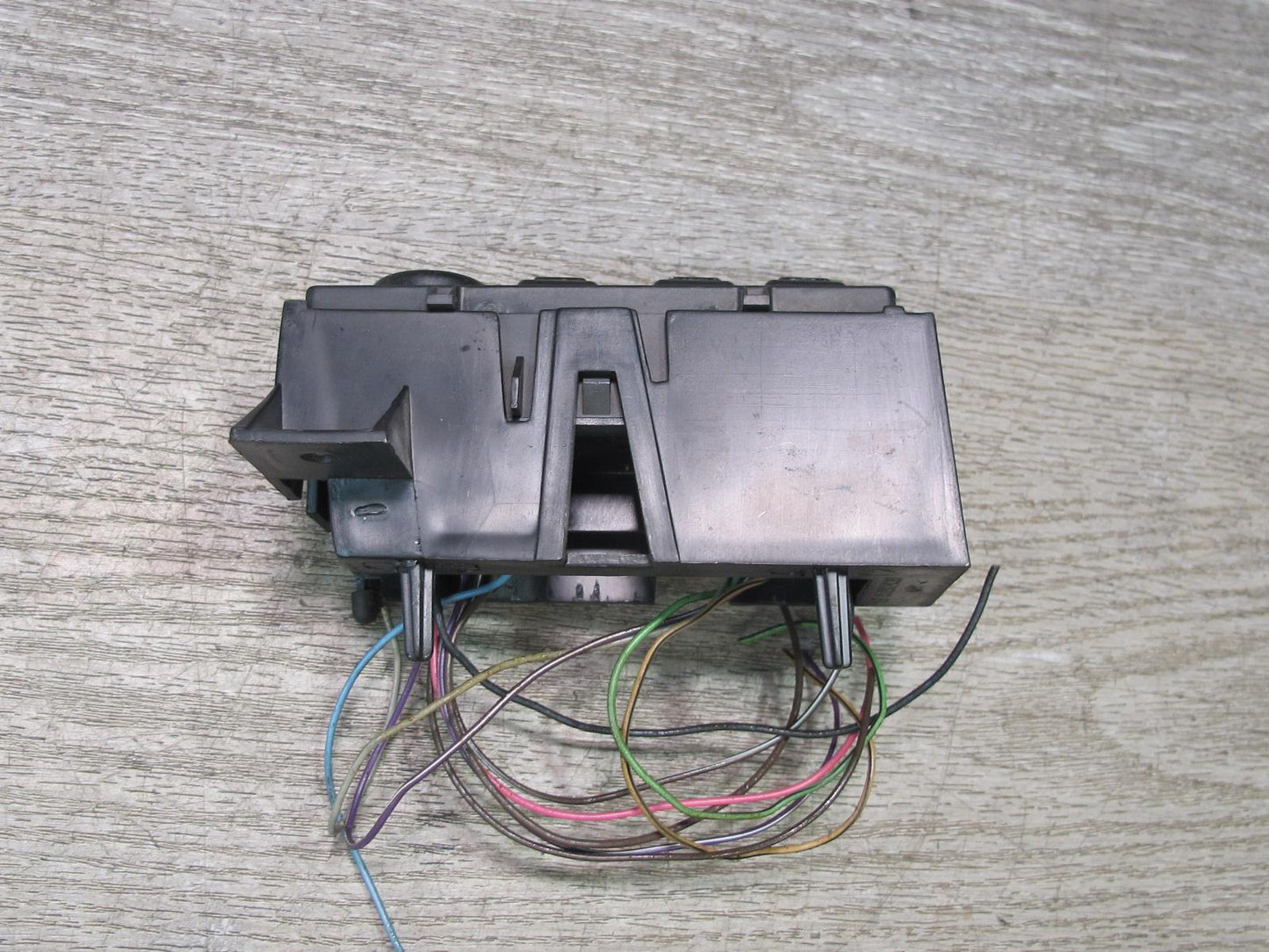 2003-2007 Hummer H2 Dash Transfer Case Select Control Switch W/bracket 15192439