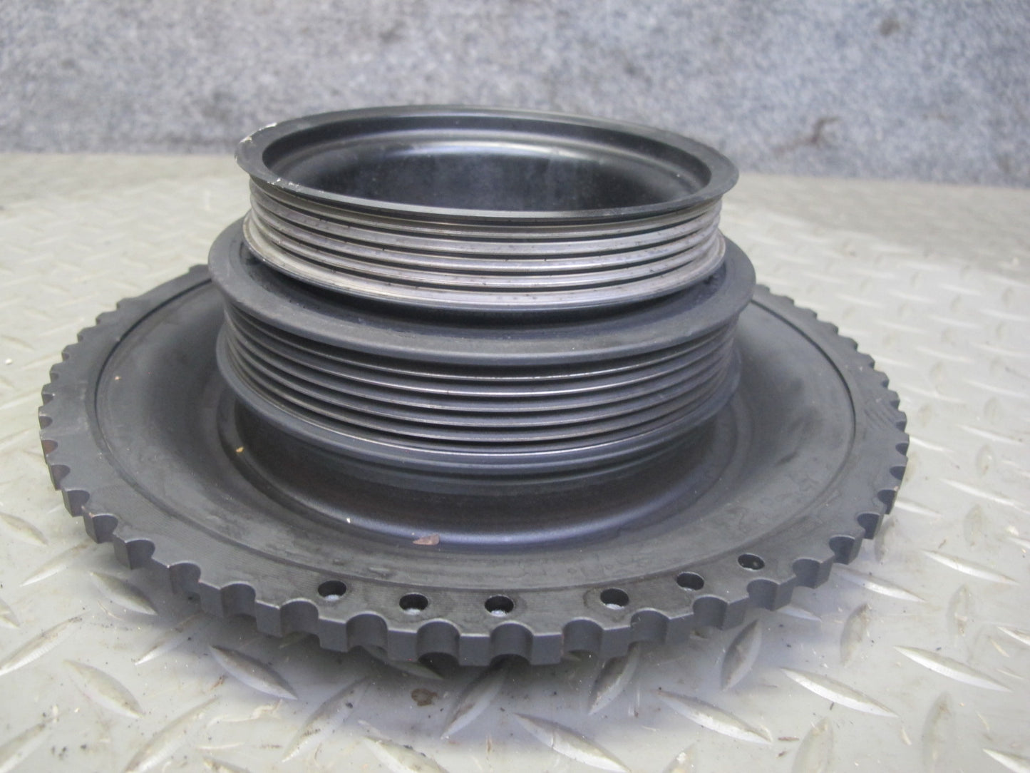 96-99 BMW E36 M52 Engine Crankshaft Pulley Harmonic Balancer Damper OEM