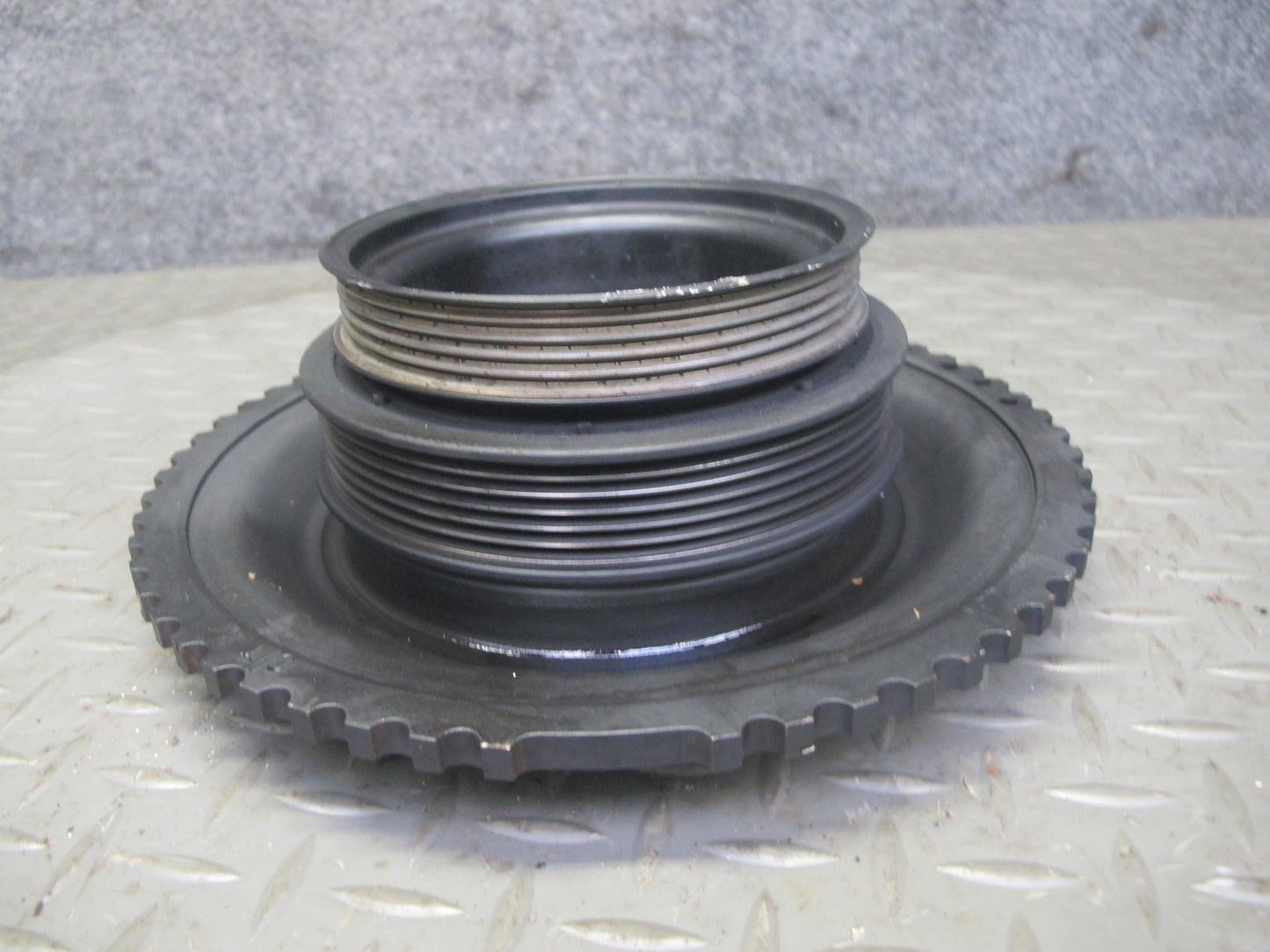 96-99 BMW E36 M52 Engine Crankshaft Pulley Harmonic Balancer Damper OEM