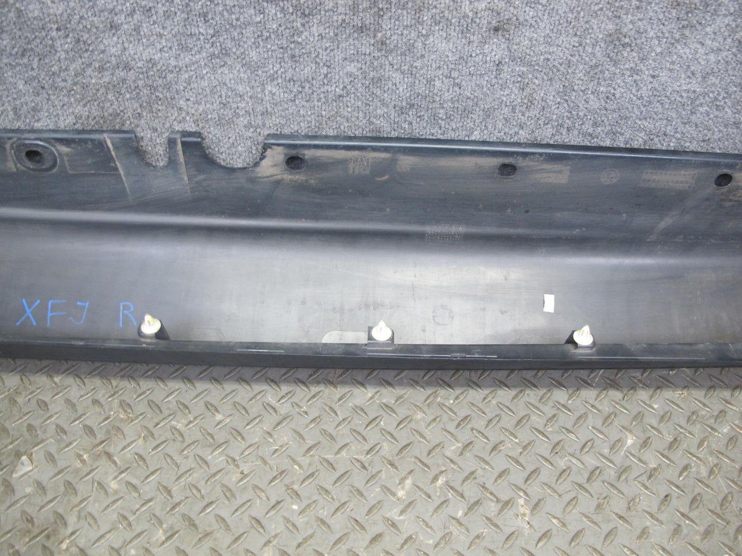 2010-2013 BMW E70 X5M Right Side Skirt Rocker Panel Molding Support Set