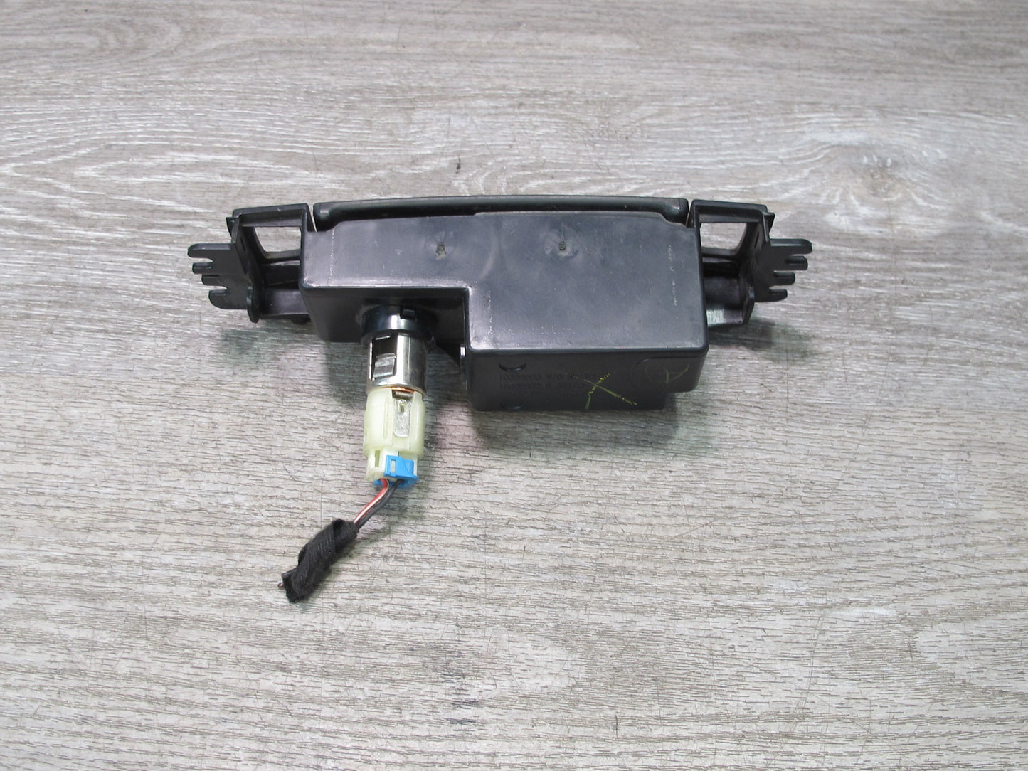 05-13 Chevrolet Corvette C6 Front Center Console Ashtray 10335852 OEM