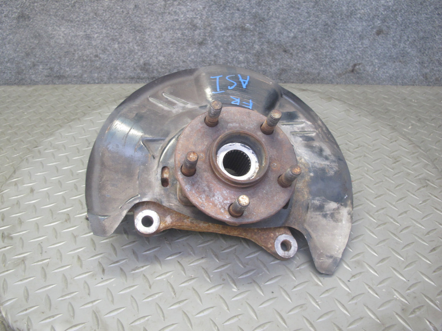 08-14 Subaru Impreza WRX 2.5L Front Right Spindle Knuckle Wheel Hub Bearing OEM