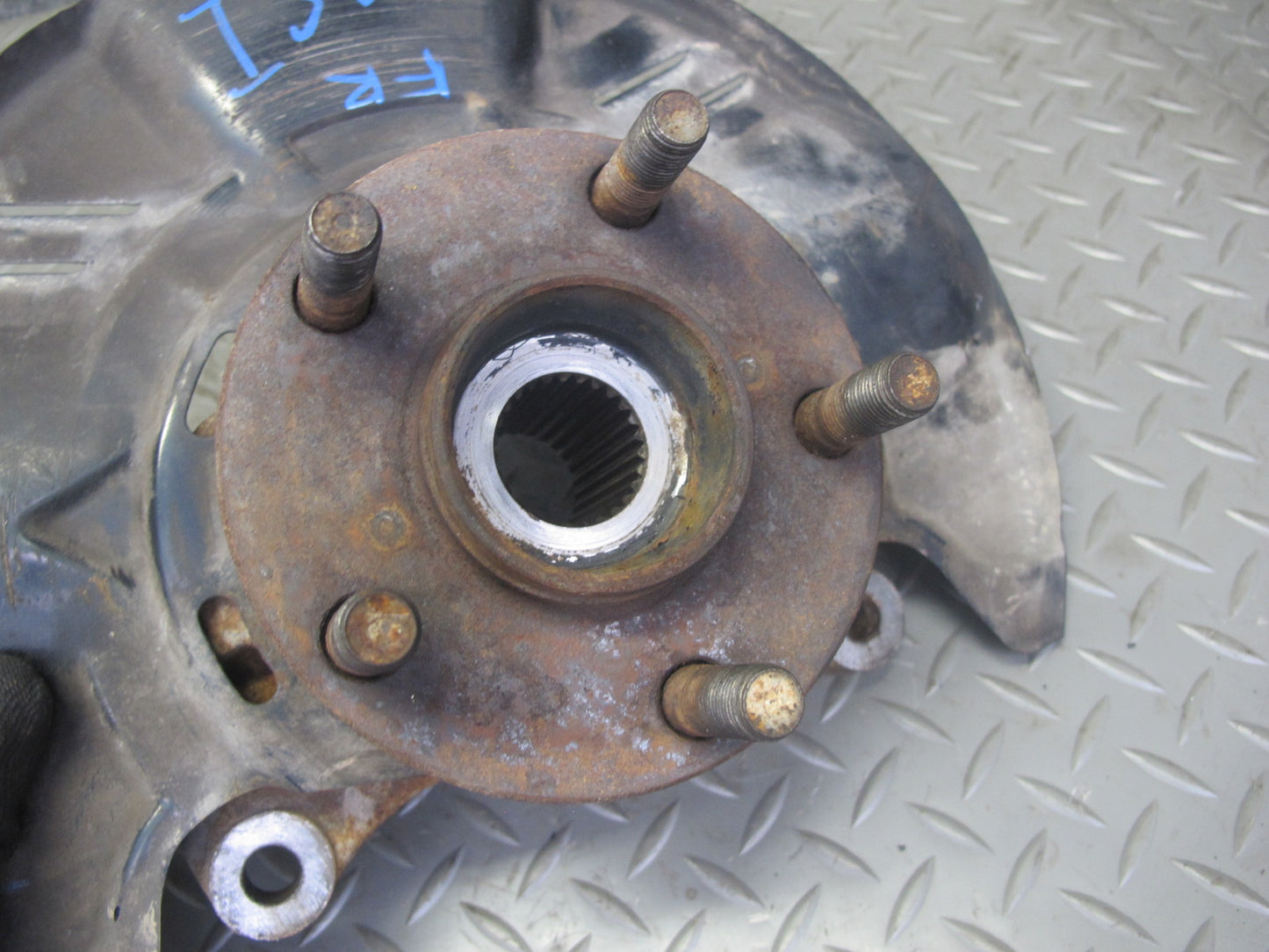 08-14 Subaru Impreza WRX 2.5L Front Right Spindle Knuckle Wheel Hub Bearing OEM