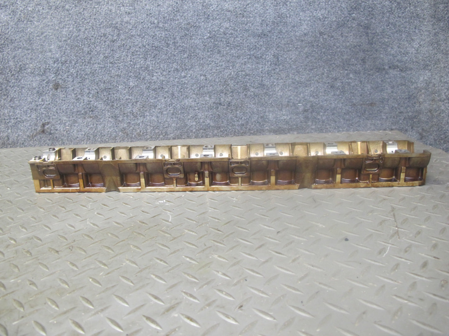 96-99 BMW E36 E39 Z3 M52 Engine Intake Camshaft Bearing Ledge Tray Set OEM