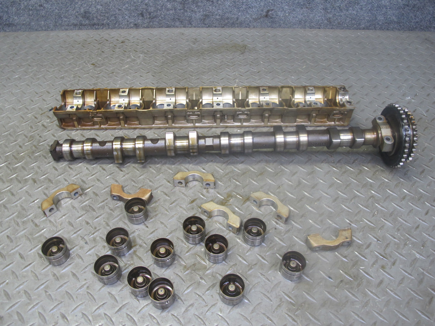 96-99 BMW E36 E39 Z3 M52 Engine Exhaust Camshaft Bearing Ledge Tray Set OEM