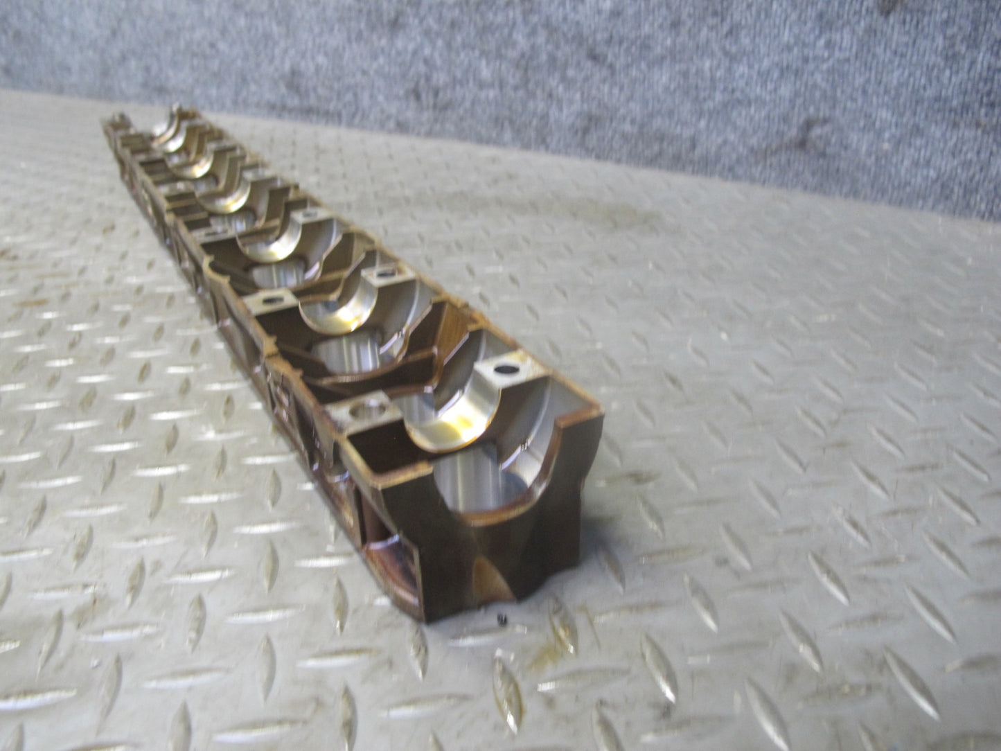 96-99 BMW E36 E39 Z3 M52 Engine Exhaust Camshaft Bearing Ledge Tray Set OEM