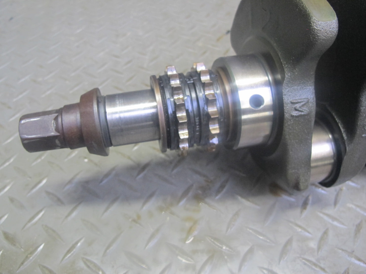 96-99 BMW E36 E39 Z3 M52 M52B28 2.8L Engine Crankshaft 135k OEM