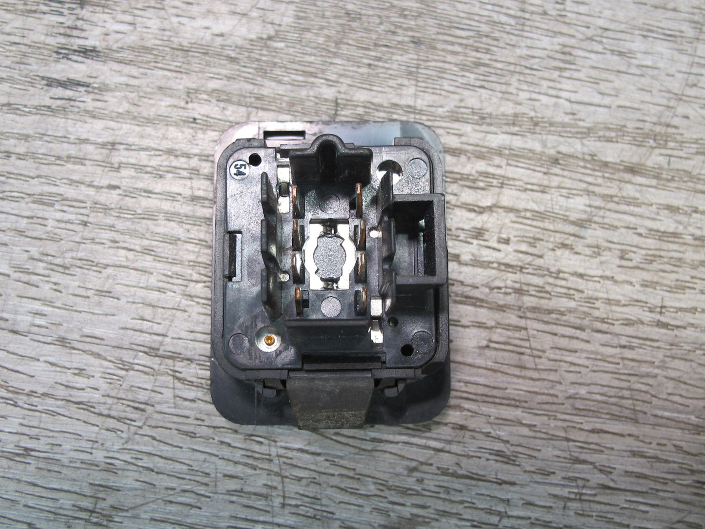 2003-2005 Hummer H2 Rear Back Door Lock Unlock Switch 15083089