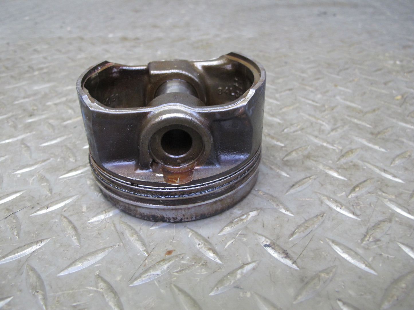 96-99 BMW E36 328i 2.8L M52B28 Set of 6 Engine Motor Piston 135k OEM