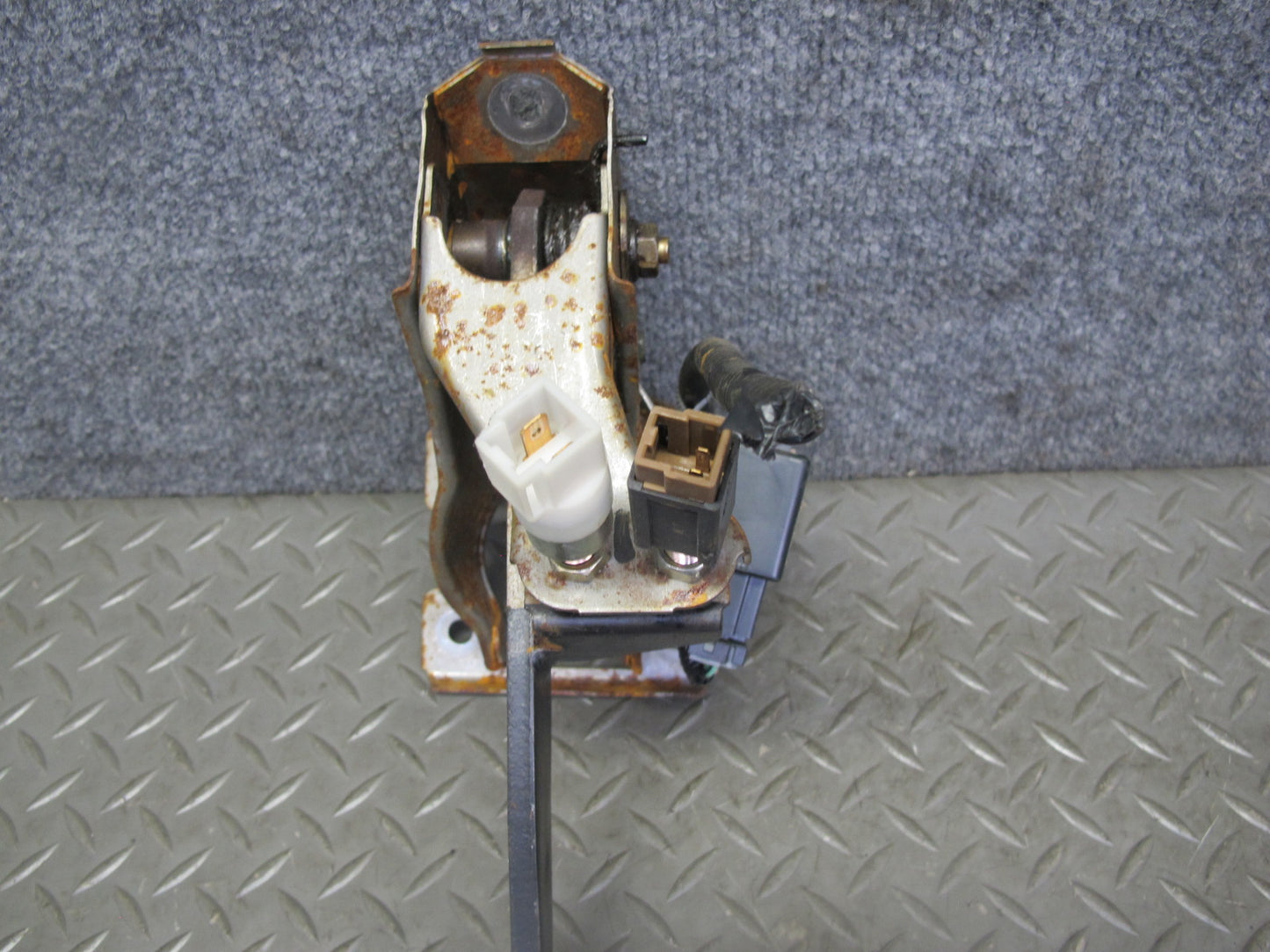1993 Nissan Z32 300ZX M/T Gas Acceleration Throttle & Brake Stop Pedal Set OEM