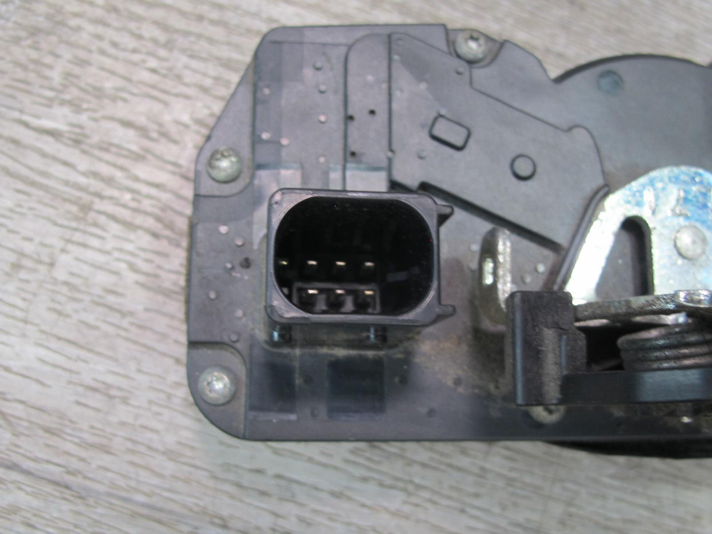 2003-2007 Hummer H2 Rear Left Driver Side Door Lock Latch Actuator