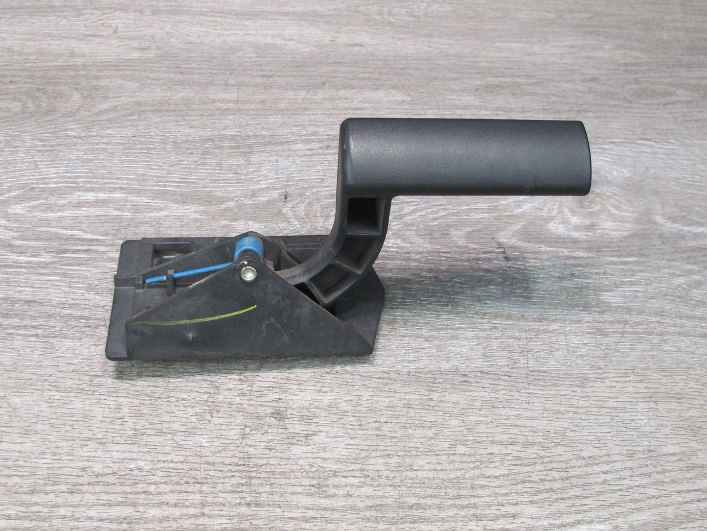 2003-2007 Hummer H2 Rear Left Driver Side Door Interior Handle