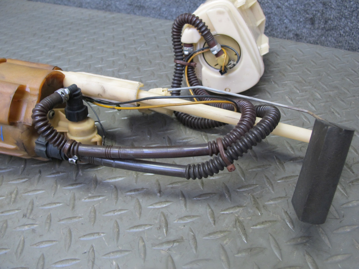 2002-2004 Porsche Boxster 986 in Tank Fuel Gas Pump Sender Unit Module Assembly