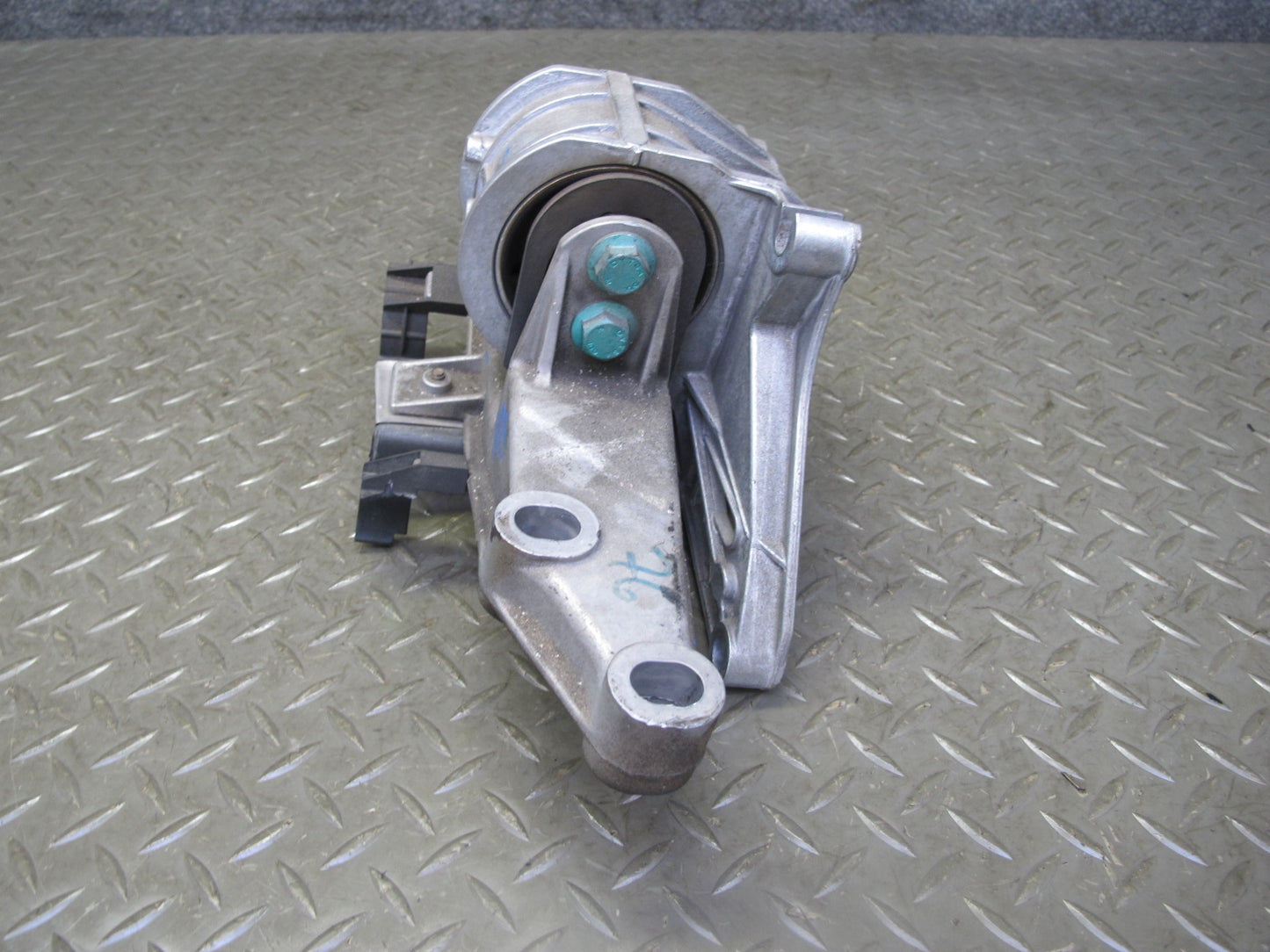 1997-2004 Porsche Boxster 986 Front Engine Motor Mount W/ Support Bracket