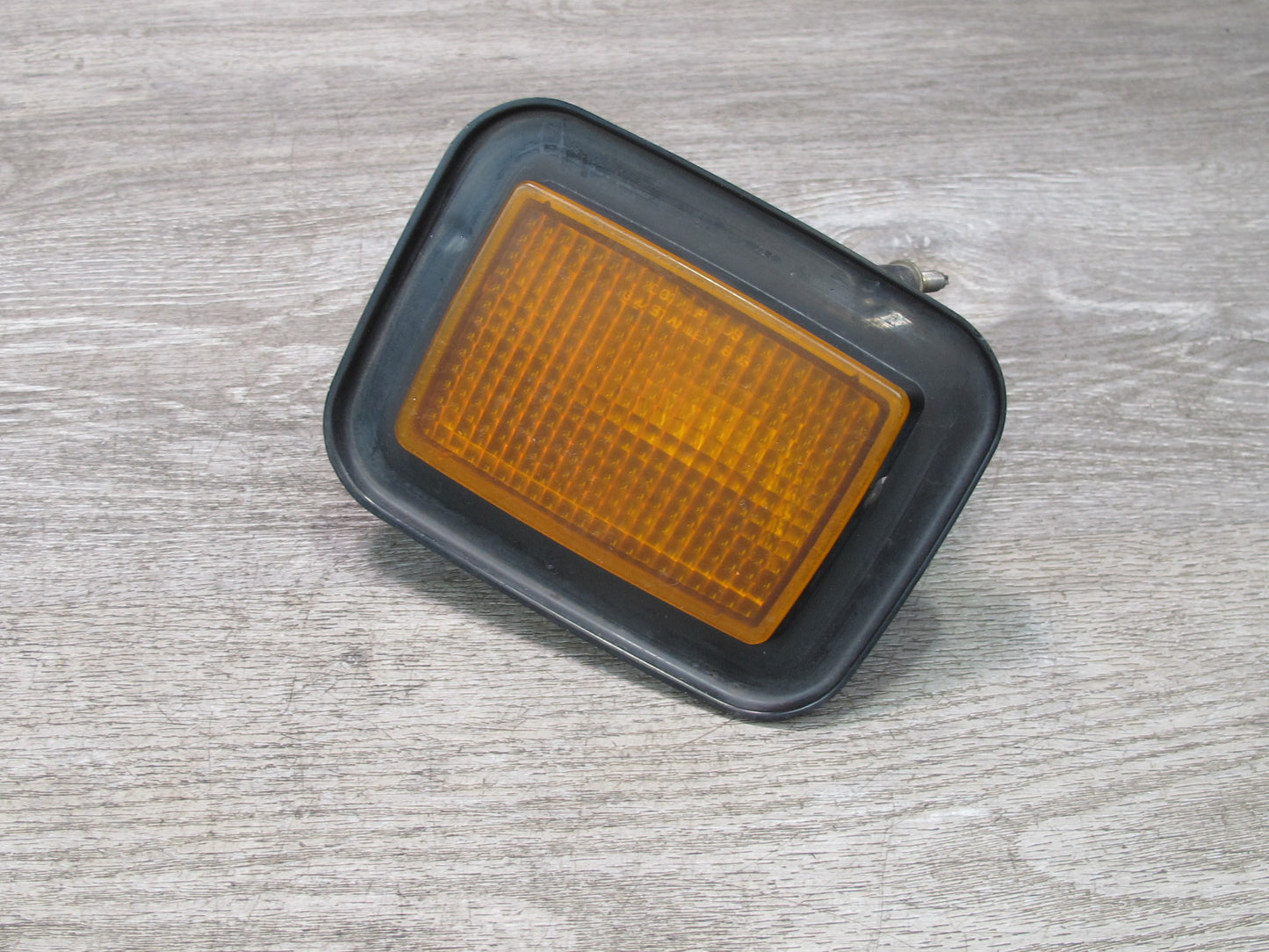2003-2009 Hummer H2 Front Left & Right Turn Signal Parking Light Lamp Set of 2
