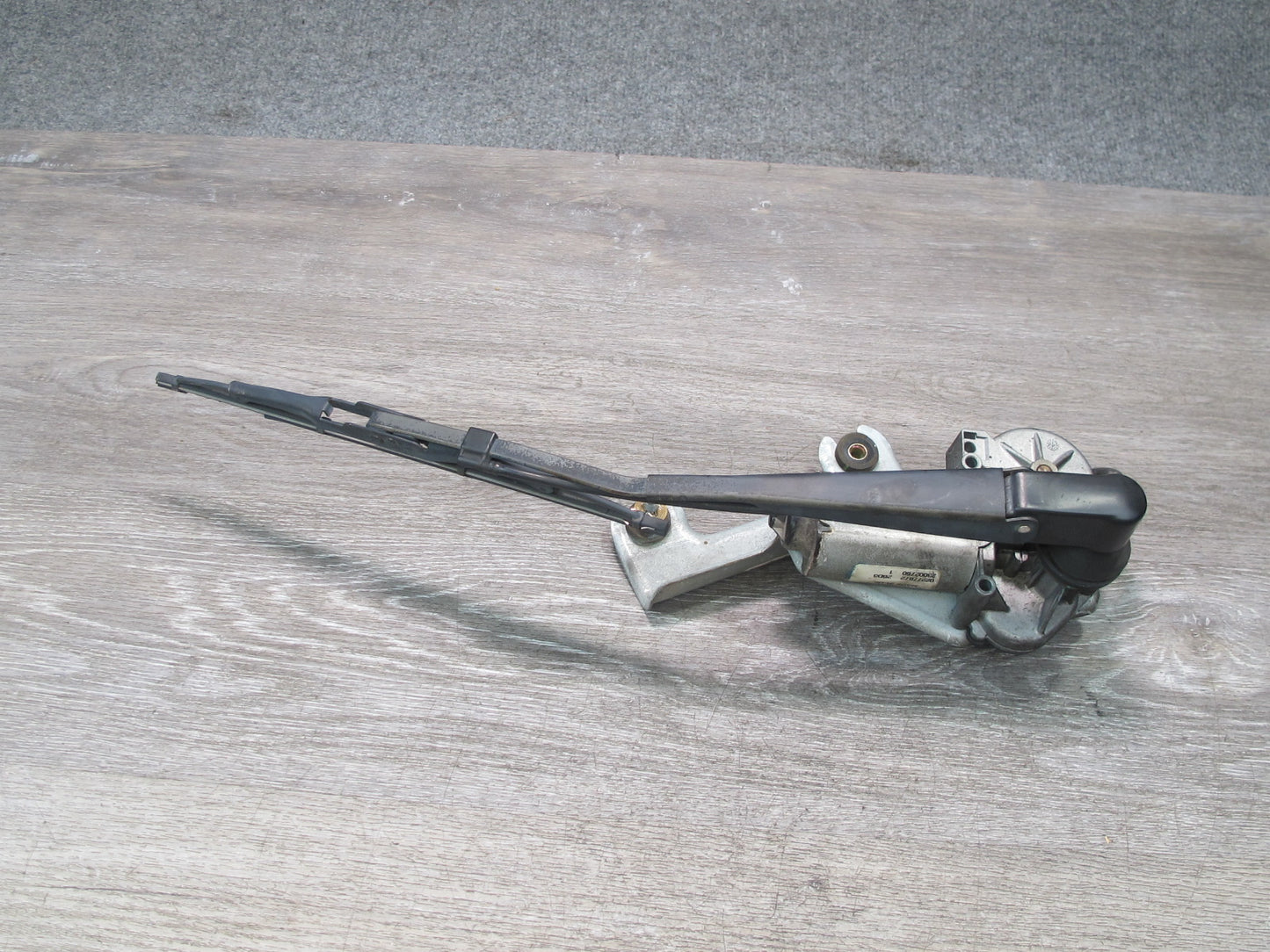 2003-2007 Hummer H2 Rear Tailgate Lift Gate Back Door Wiper Motor W/ Arm Assy
