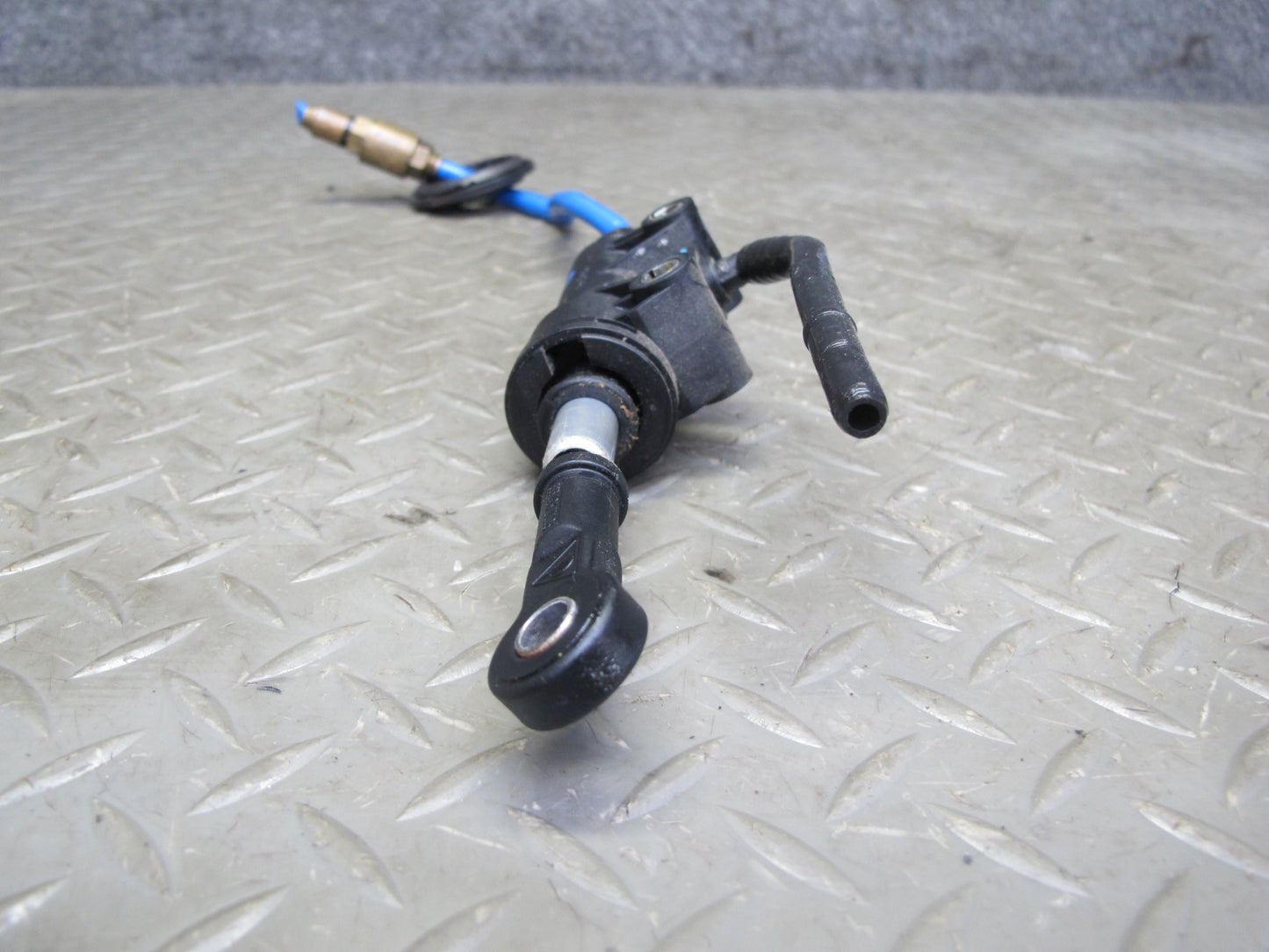 1997-2004 Porsche Boxster 986 Manual Transmission Clutch Master Cylinder W/ Pipe