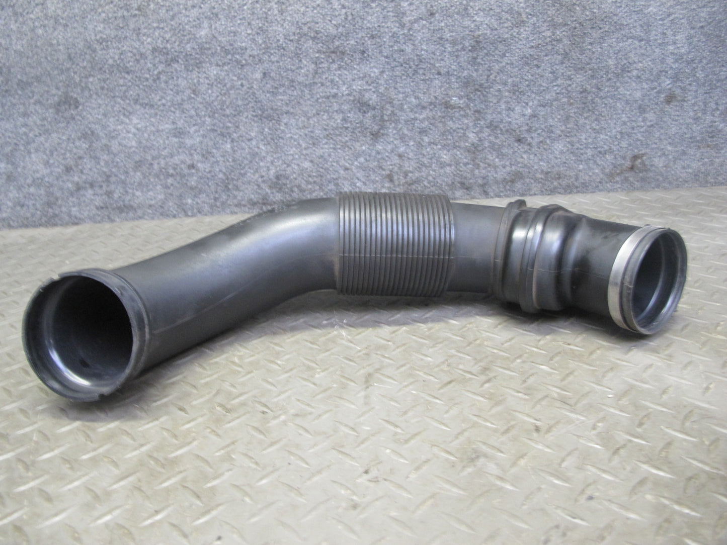 2000-2004 Porsche Boxster 986 Manual Trans Engine Air Intake Hose Tube Pipe
