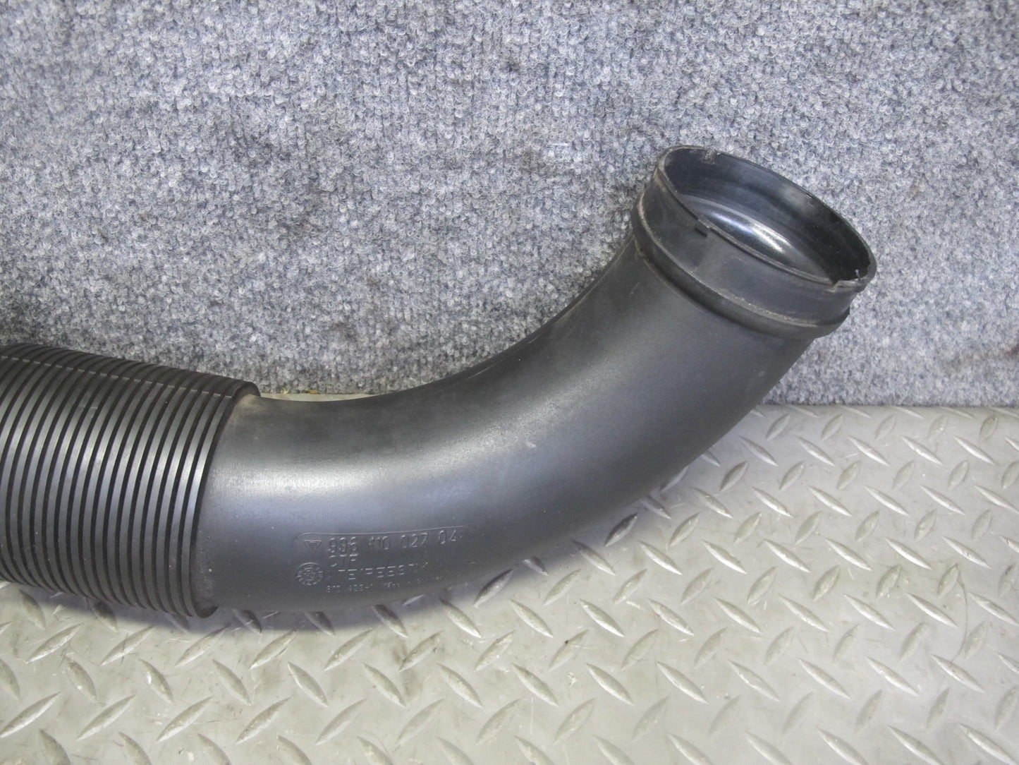 2000-2004 Porsche Boxster 986 Manual Trans Engine Air Intake Hose Tube Pipe