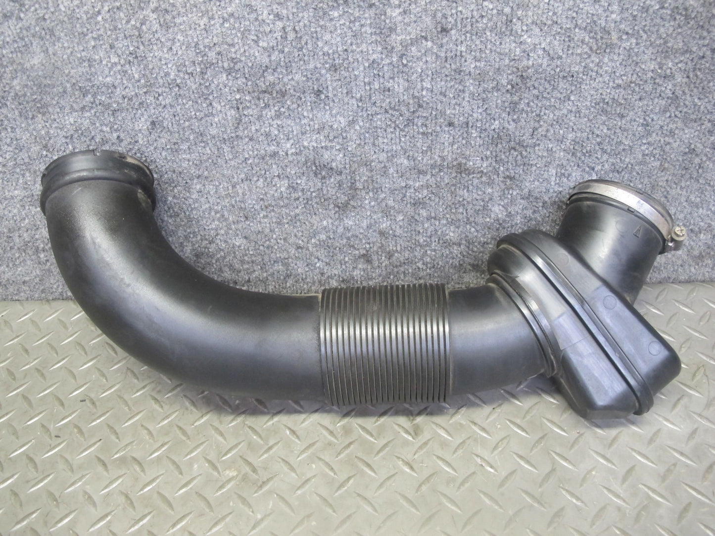 2000-2004 Porsche Boxster 986 Manual Trans Engine Air Intake Hose Tube Pipe