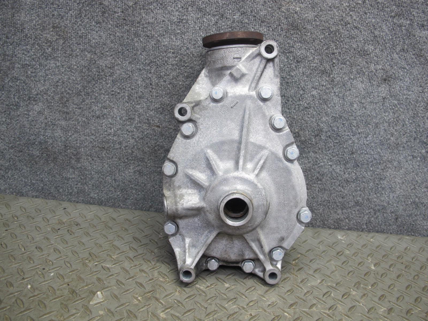 2010-2013 BMW E70 E71 X5M X6M AWD Front Differential Carrier 3.91 Ratio 96k