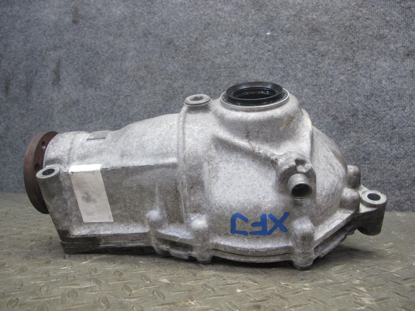 2010-2013 BMW E70 E71 X5M X6M AWD Front Differential Carrier 3.91 Ratio 96k