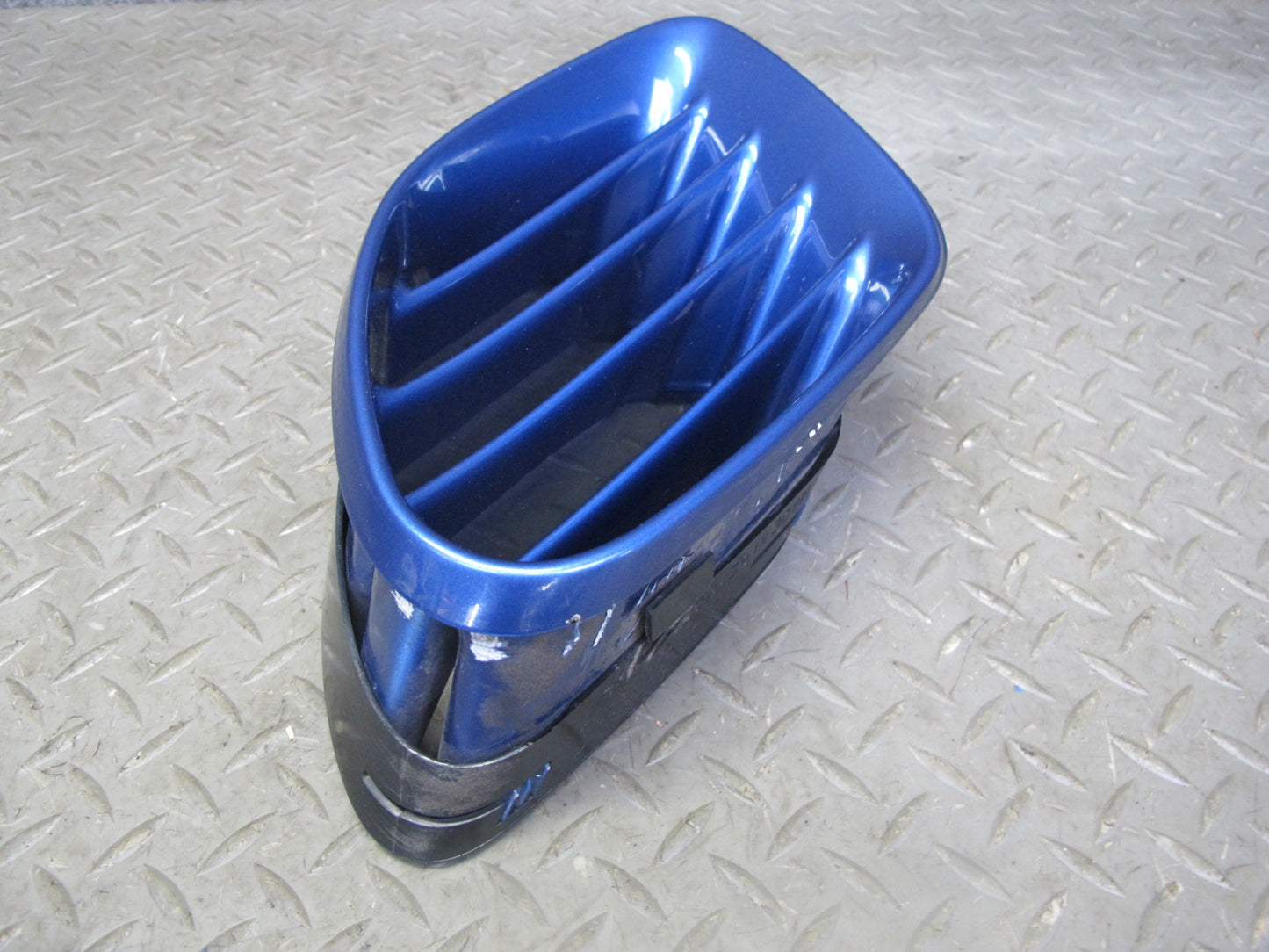 2003-2004 Porsche Boxster 986 Right & Left Side Quarter Air Intake Vent Set