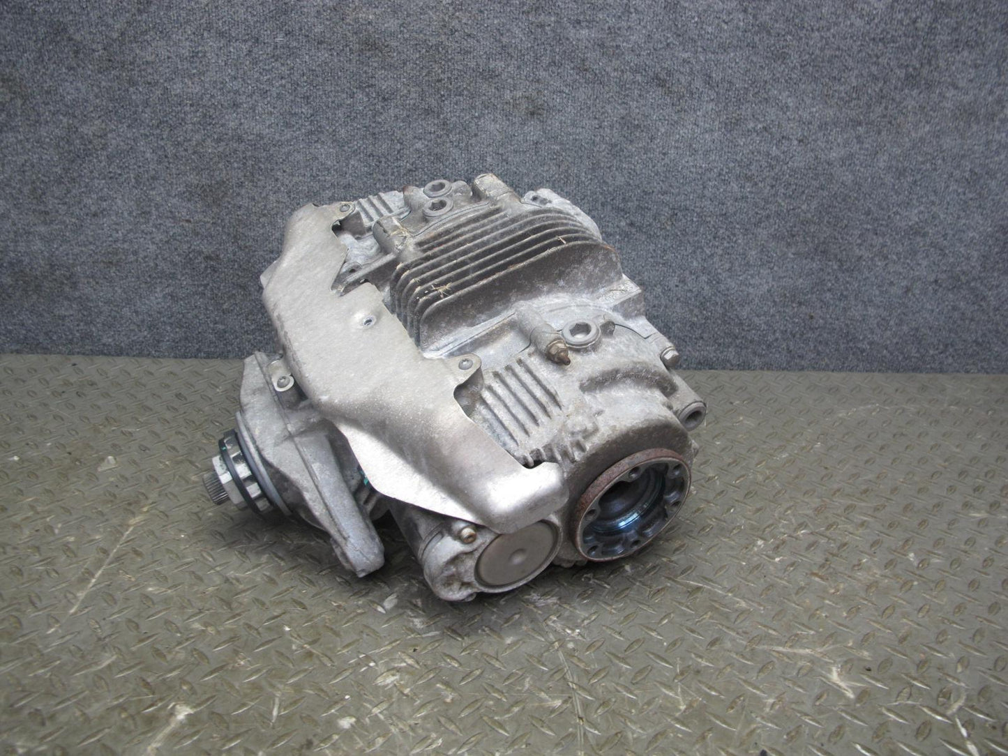 2010-2013 BMW E70 E71 X5M X6M AWD Rear Differential Carrier 3.91 Ratio 96k Miles
