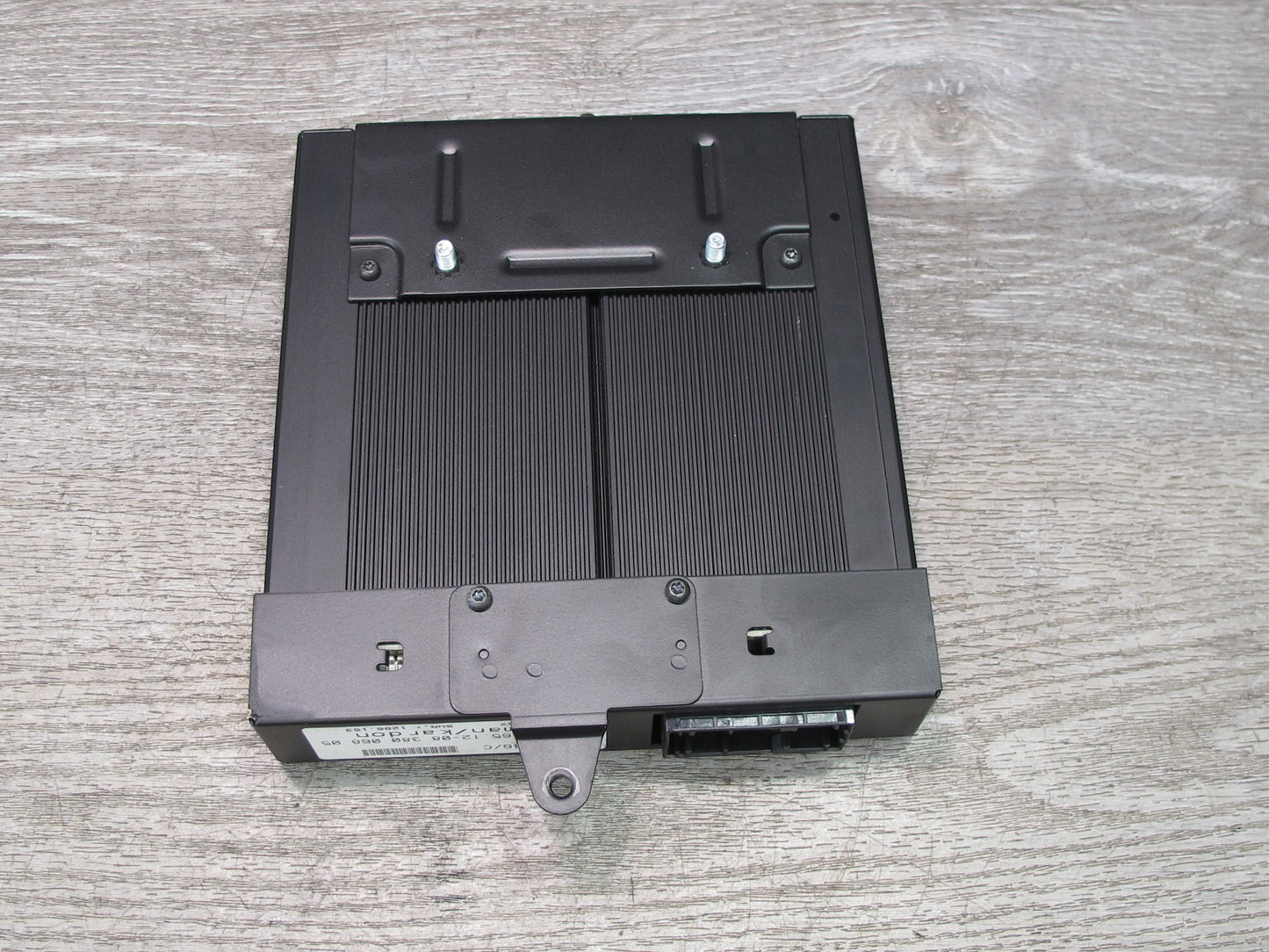 01-06 BMW E46 3-SERIES Convertible Harman Kardon Audio Amplifier AMP 8380068 OEM