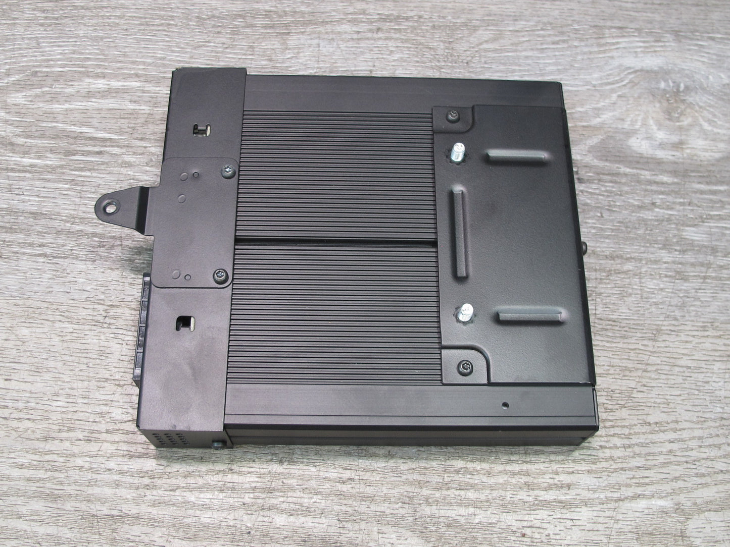 01-06 BMW E46 3-SERIES Convertible Harman Kardon Audio Amplifier AMP 8380068 OEM