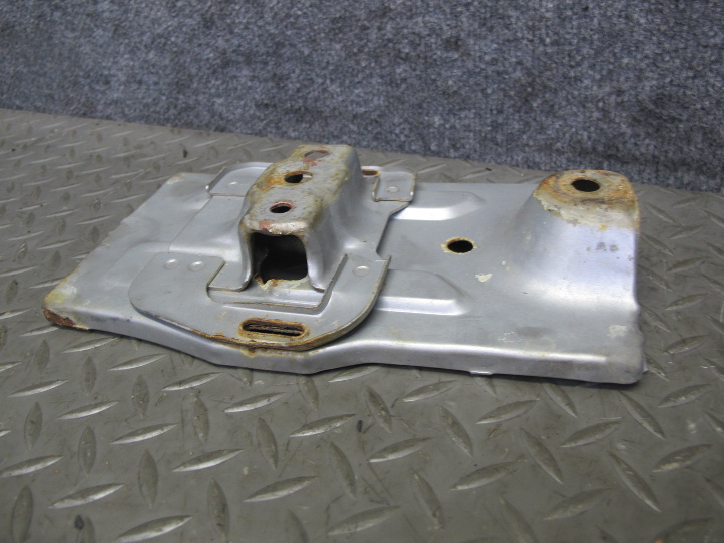 00-09 Honda S2000 Battery Tray Mount Support Set OEM