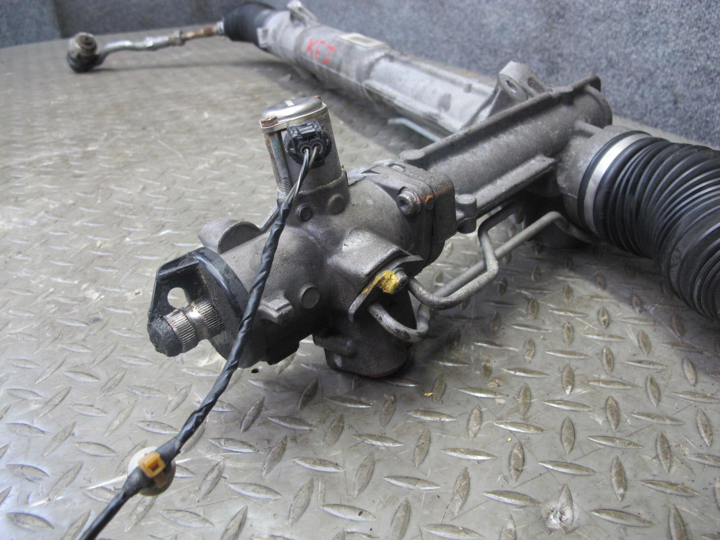 2010-2013 BMW E70 E71 X5M X6M Hydro Power Steering Rack & Pinion 6788972