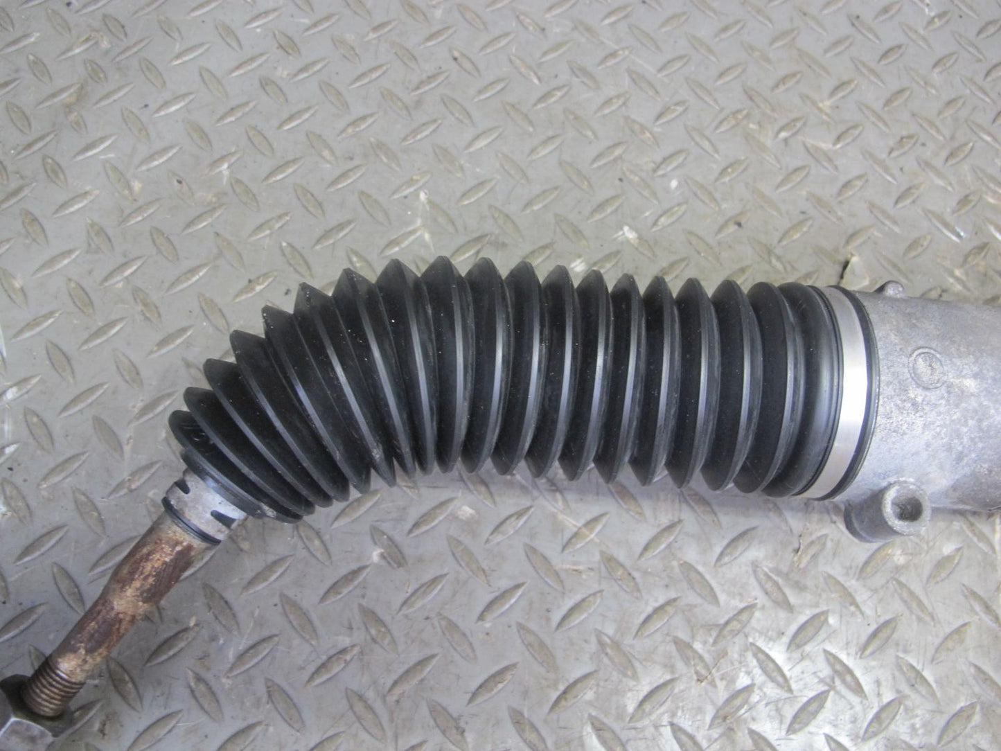 2010-2013 BMW E70 E71 X5M X6M Hydro Power Steering Rack & Pinion 6788972
