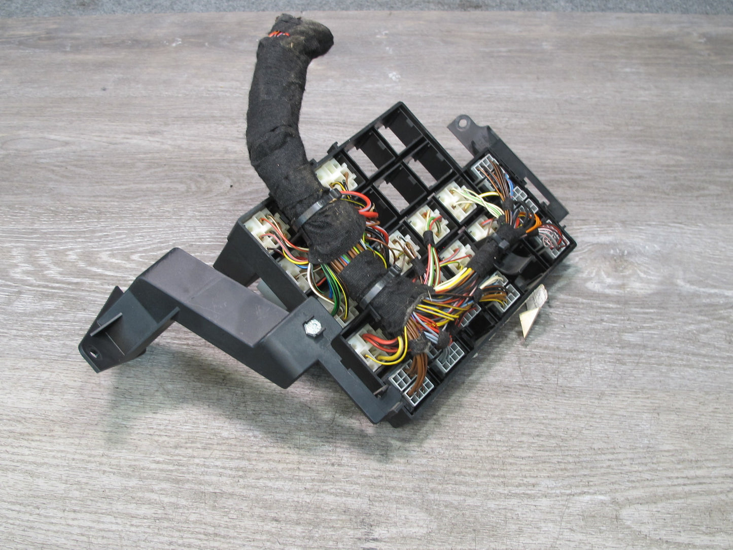 2000-2004 Porsche Boxster 986 Junction Fuse Relay Box Module Unit