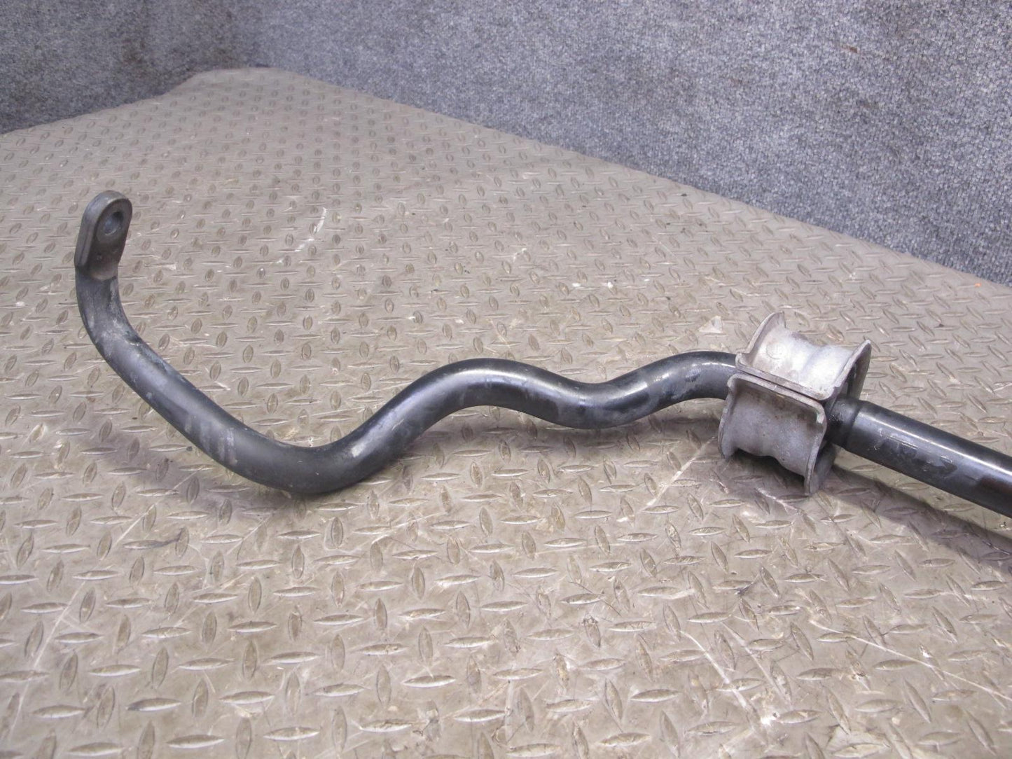 2010-2013 BMW E70 E71 E72 AWD Front Active Suspension Stabilizer Sway Bar