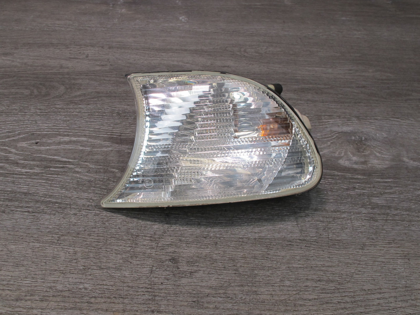01-02 BMW E46 Coupe Convertible Front Left Turn Signal Corner Light Lamp OEM