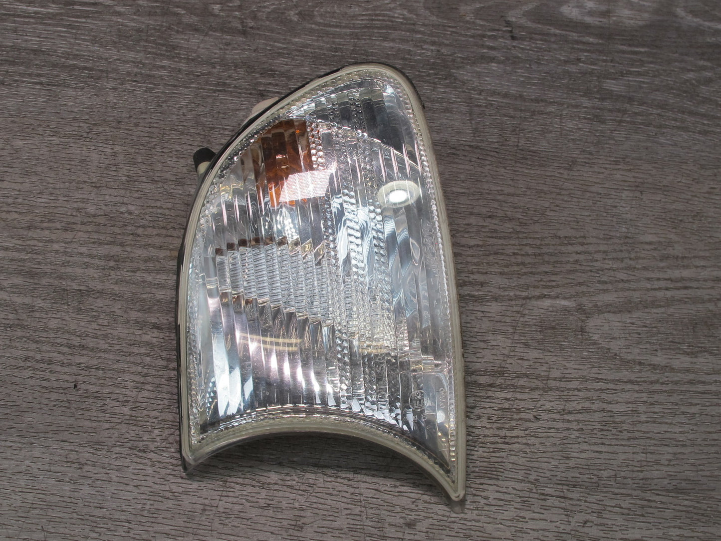 01-02 BMW E46 Coupe Convertible Front Left Turn Signal Corner Light Lamp OEM
