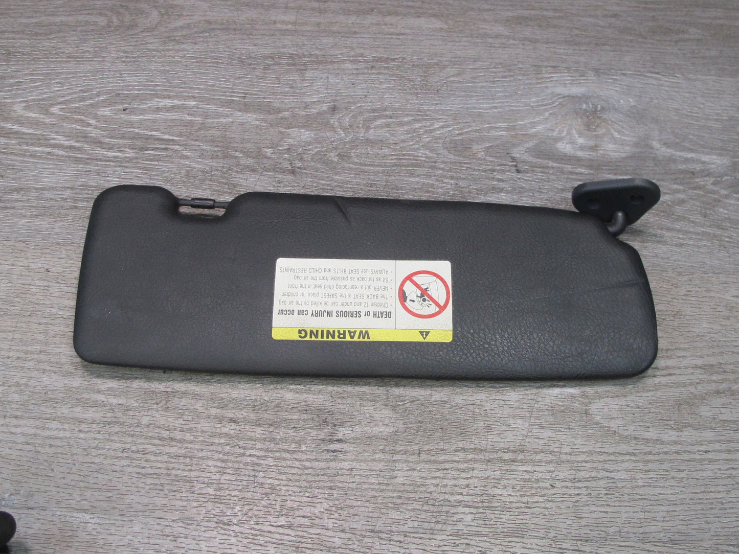 01-06 BMW E46 3-SERIES Convertible Set of 2 Front Left & Right Sun Visor OEM