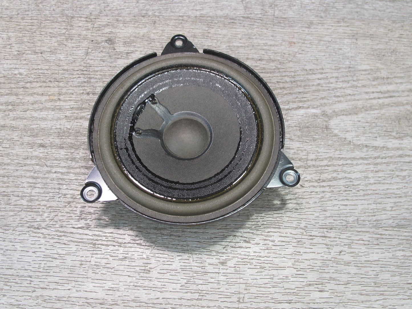 01-06 BMW E46 3-SERIES Convertible Set of 2 Rear Harman Kardon Speaker OEM