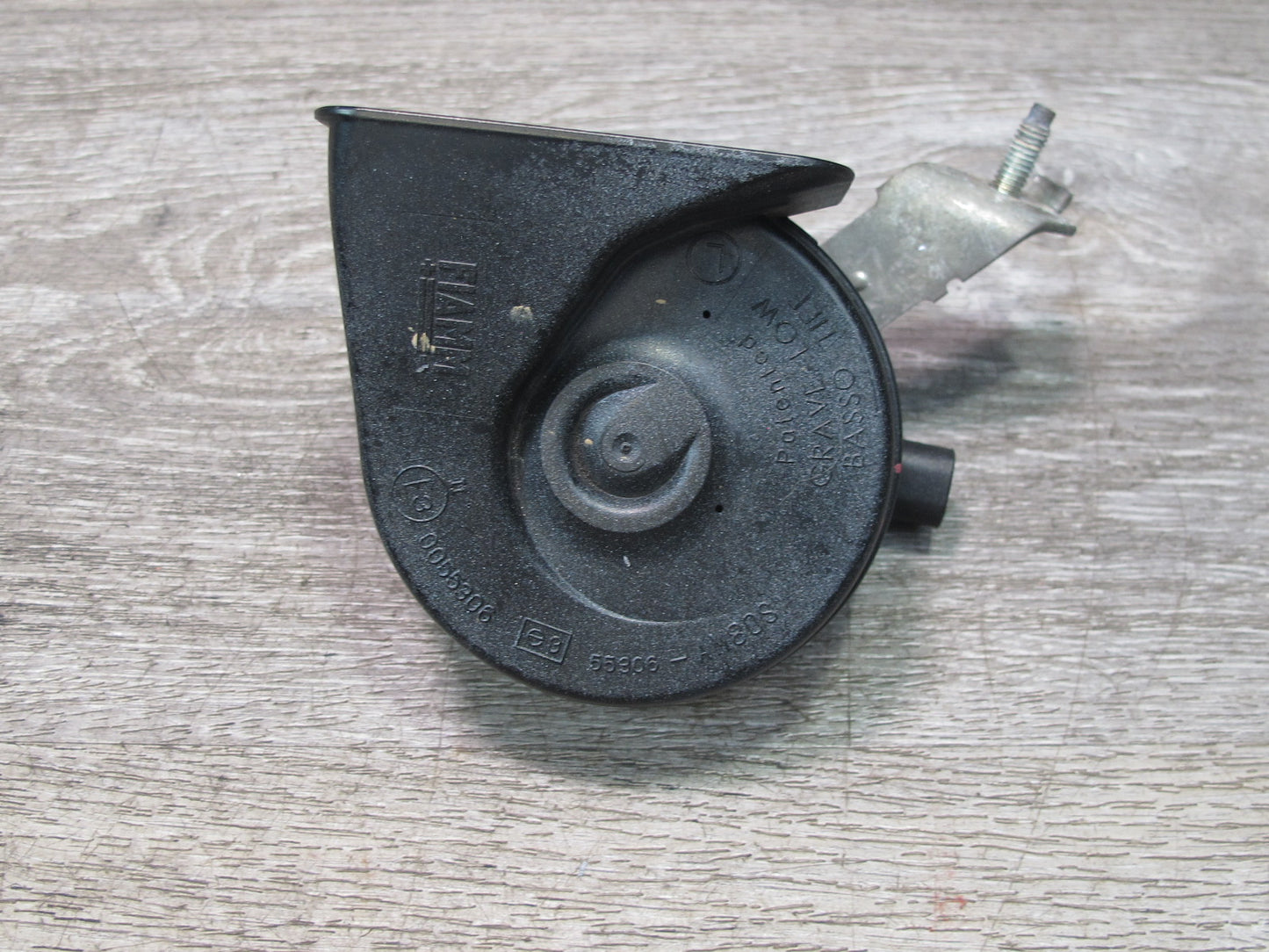 01-06 BMW E46 3-SERIES Set of 2 High & Low Tone Note Pitch Horn Signal OEM