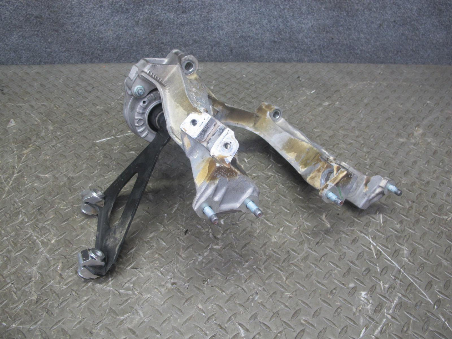 00-04 Porsche Boxster 986 M/T 5 Speed Transmission Subframe Mount Bracket Set