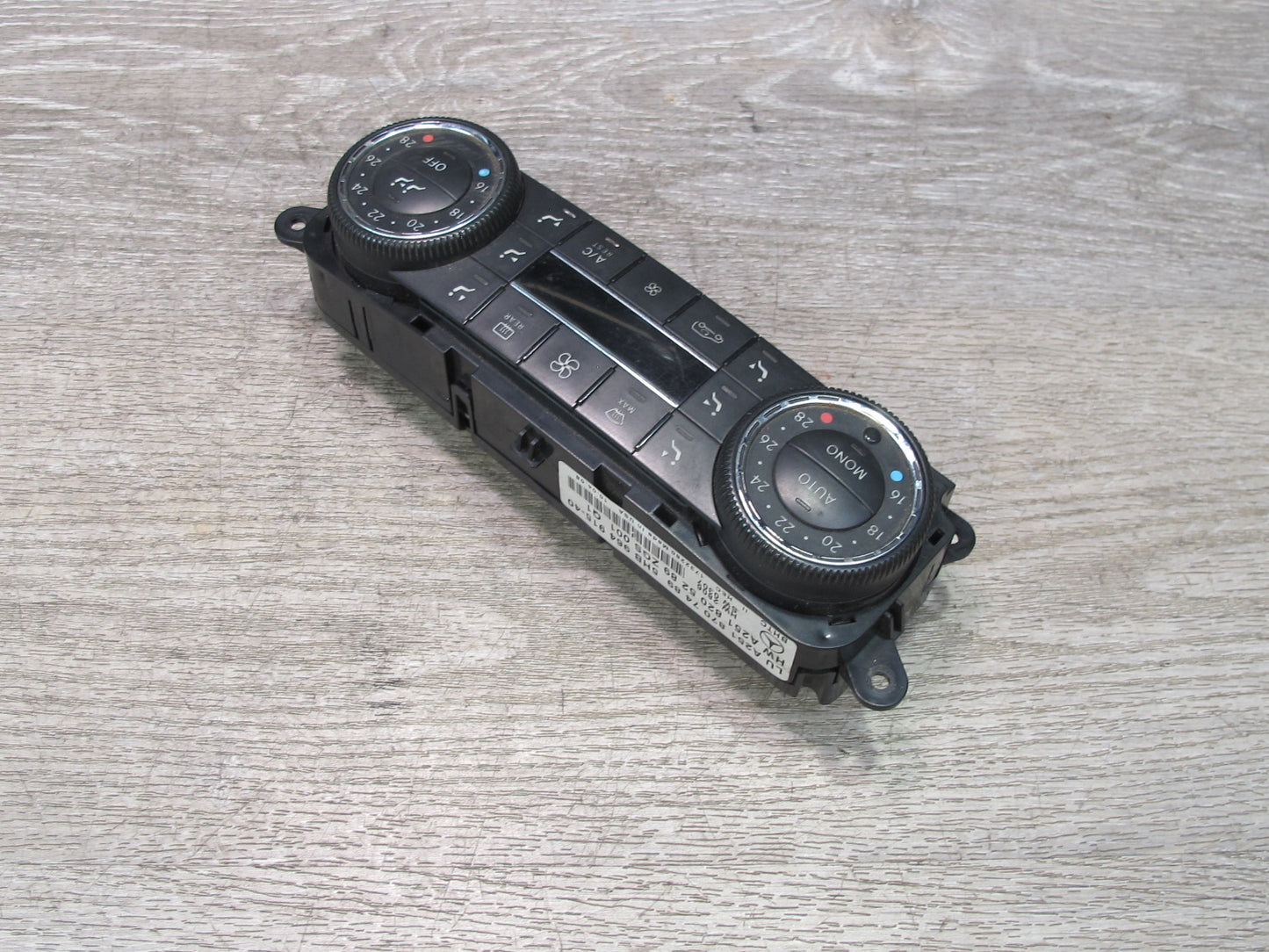 06-11 Mercedes W251 W164 R-class ML63 AMG Front Climate Control Switch Panel OEM