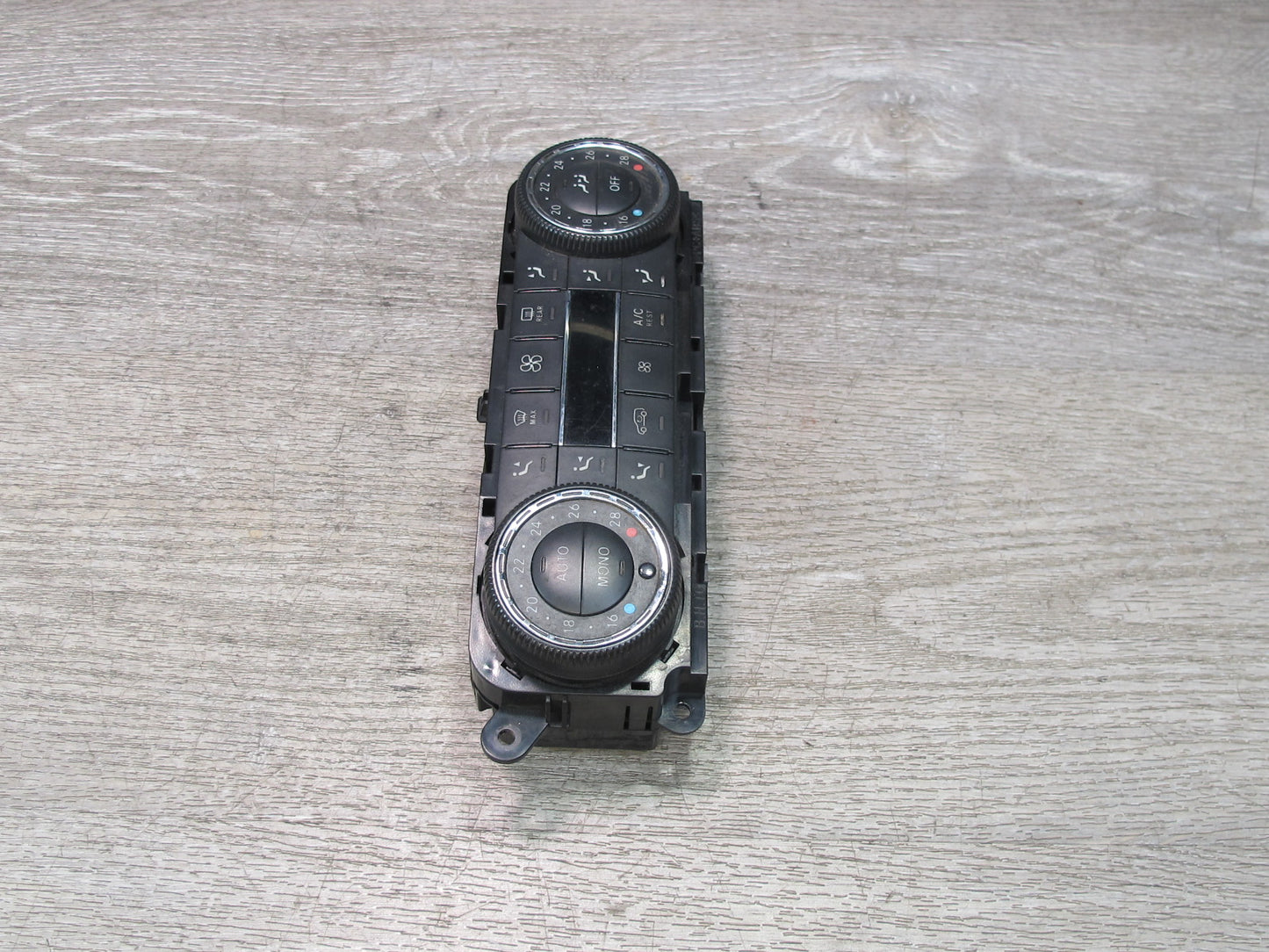 06-11 Mercedes W251 W164 R-class ML63 AMG Front Climate Control Switch Panel OEM