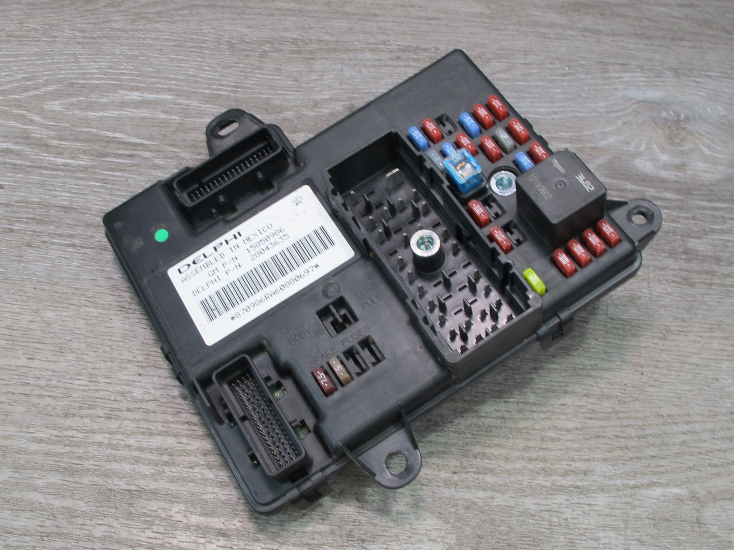 2006 Chevrolet Corvette C6 Body Control Module Unit BCM BCU 15850986 OEM