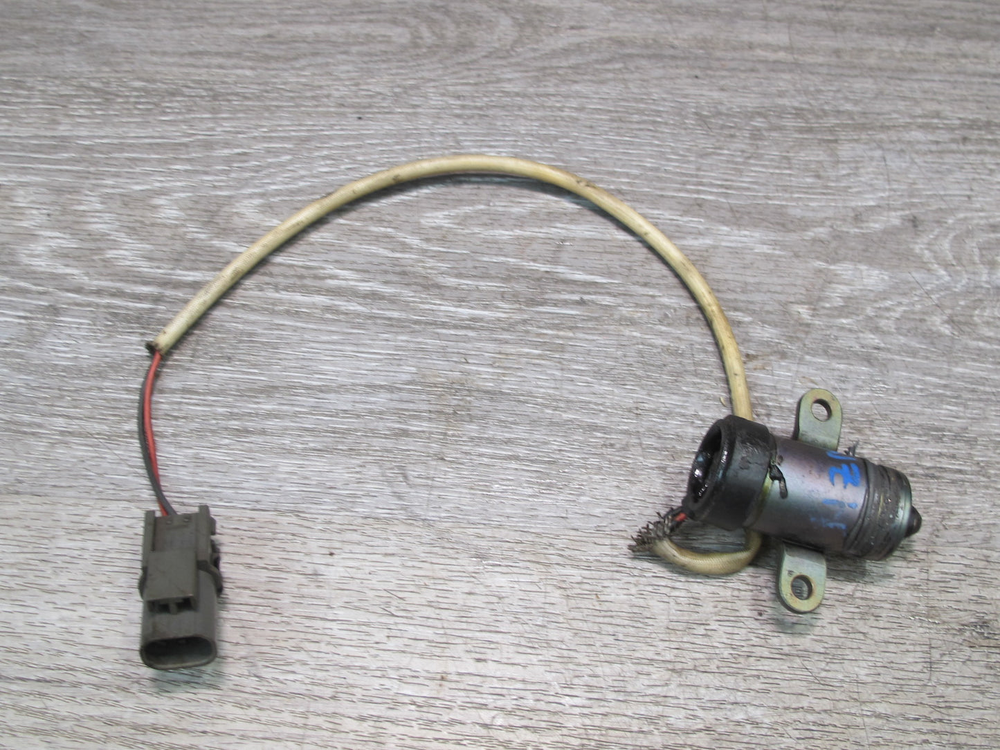 90-96 Nissan Z32 300ZX VG30DE N-vtc Camshaft Solenoid Actuator w Wire OEM