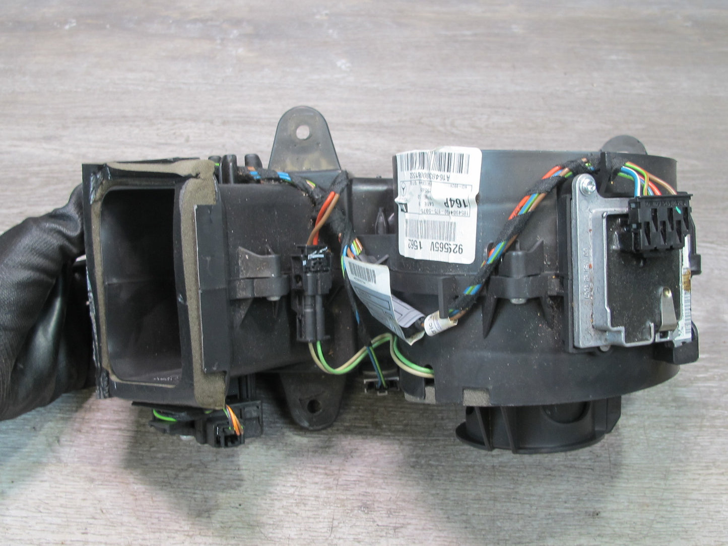 06-11 Mercedes X164 W164 GL ML Rear AC Heater Blower Motor Housing w Module OEM