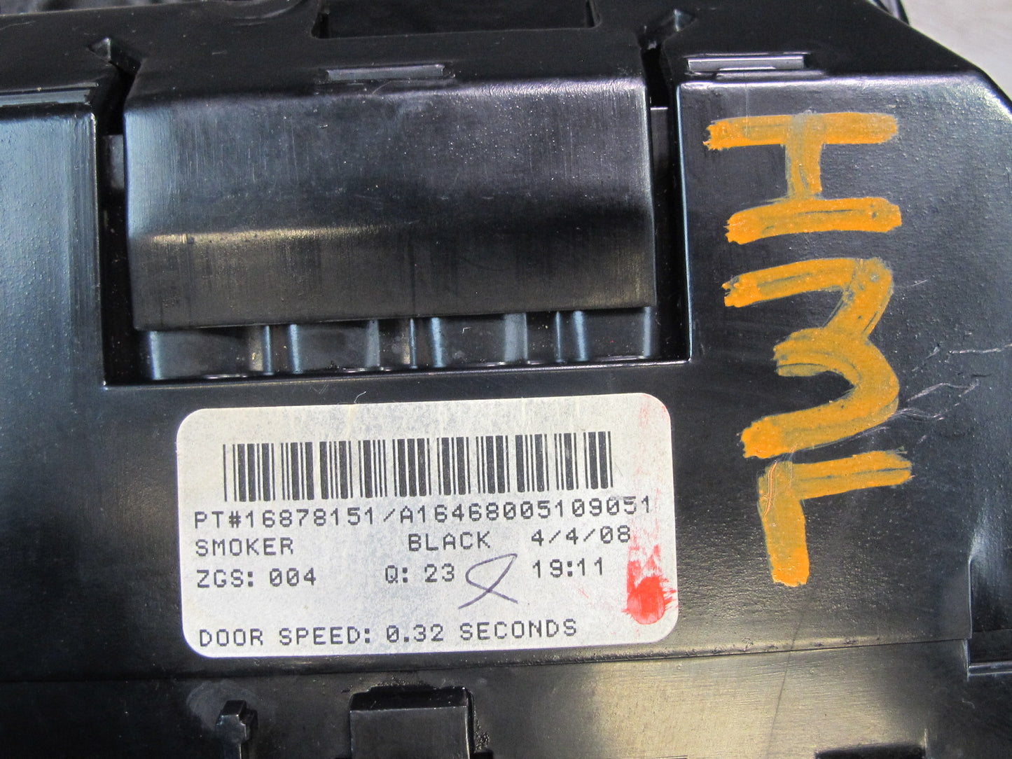 06-11 Mercedes W164 Ml-class Rear Center Console Storage Tray 1646800510 OEM